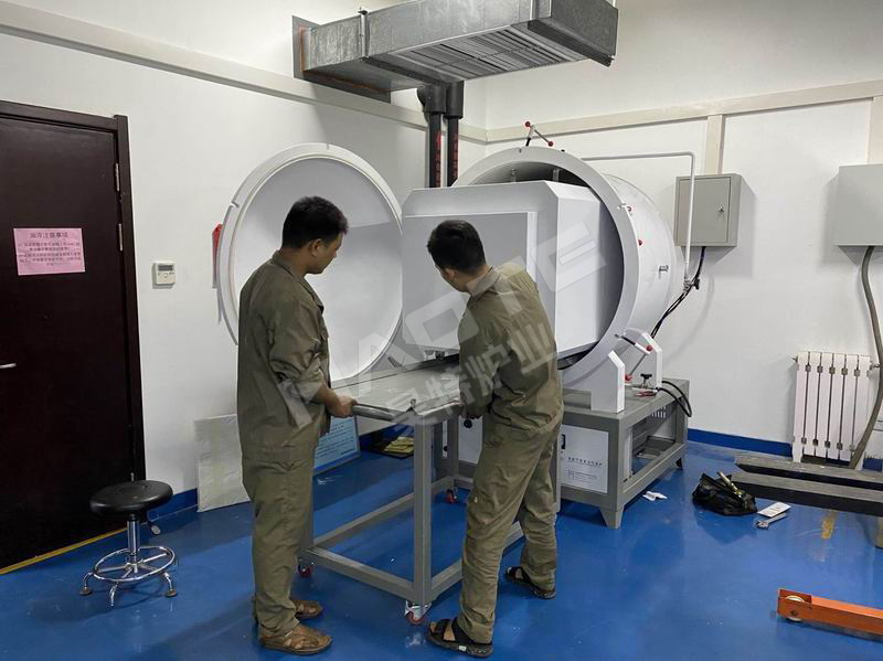 西安交通大學真空氣（qì）氛爐客戶案例（lì）