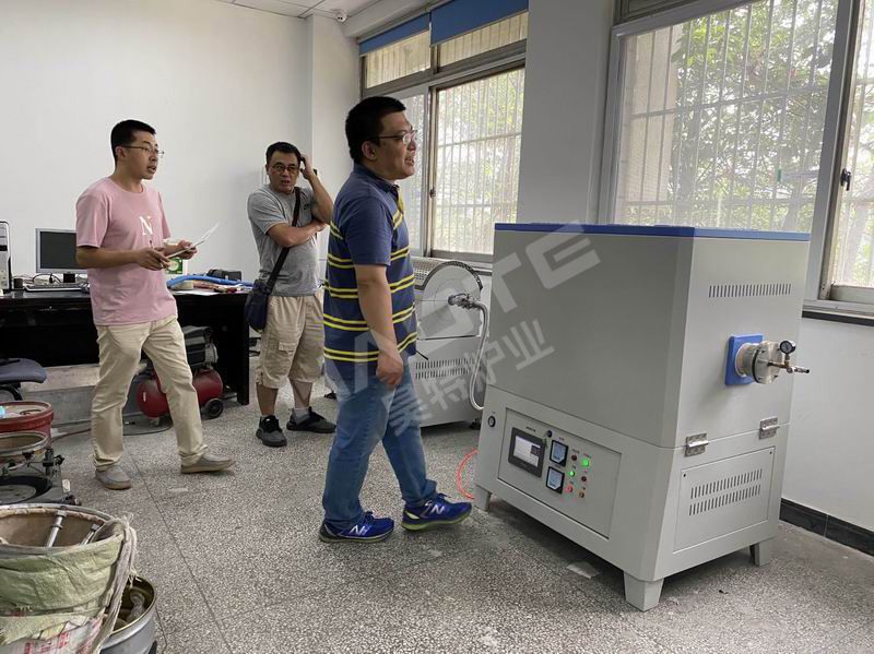貴州大（dà）學管式爐客戶案例